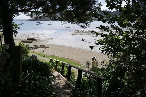 Photo of property in 2392 Whangarei Heads Road, Whangarei Heads, Whangarei, 0174