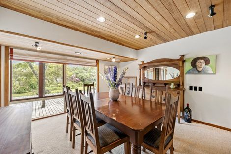 Photo of property in Lowry Cottage, 425 Fergusson Drive, Heretaunga, Upper Hutt, 5018