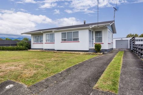 Photo of property in 18 Bledisloe Street, Levin, 5510