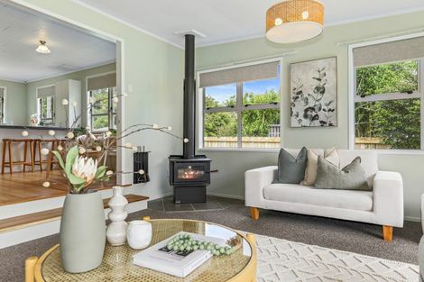 Photo of property in 21 Oxford Road, Lake Rotoma, Rotorua, 3074