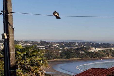 Photo of property in 2 Swann Beach Road, Stanmore Bay, Whangaparaoa, 0932