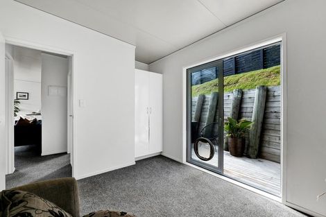 Photo of property in 1a Gordon Street, Glen Avon, New Plymouth, 4312