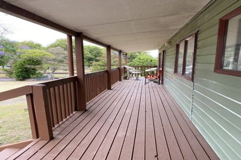 Photo of property in 12 Te Kauwhata Road, Te Kauwhata, 3710