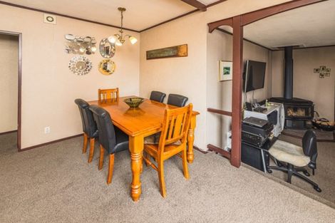 Photo of property in 56 Exeter Crescent, Springvale, Whanganui, 4501