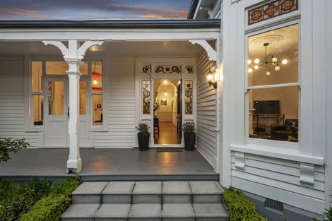 Photo of property in 112 Leinster Road, Merivale, Christchurch, 8014