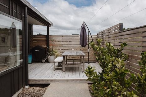 Photo of property in 9 Kaiwaru Place, Waikanae, 5036