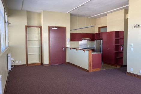 Photo of property in Pirie Street Townhouses, 28/35 Pirie Street, Mount Victoria, Wellington, 6011