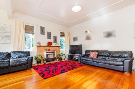 Photo of property in 100 Marne Street, Hokowhitu, Palmerston North, 4410