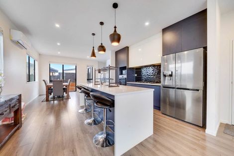 Photo of property in 73 Bellbird Street, Papakura, 2110