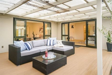 Photo of property in 3 Virginia Grove, Milson, Palmerston North, 4414