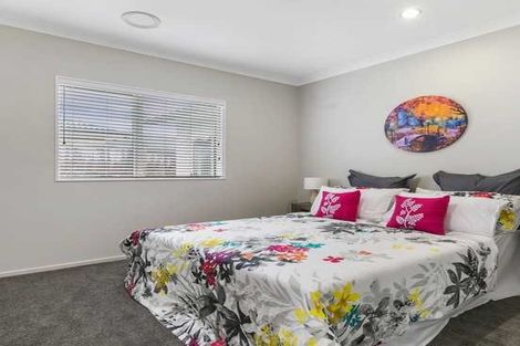 Photo of property in 32 Capriana Drive, Karaka, Papakura, 2113