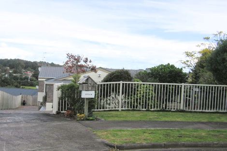 Photo of property in 34 Hakea Place, Totara Heights, Auckland, 2105