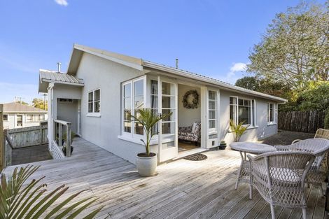 Photo of property in 221a Ngamotu Road, Spotswood, New Plymouth, 4310