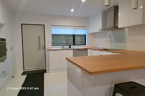 Photo of property in 502c Te Atatu Road, Te Atatu Peninsula, Auckland, 0610