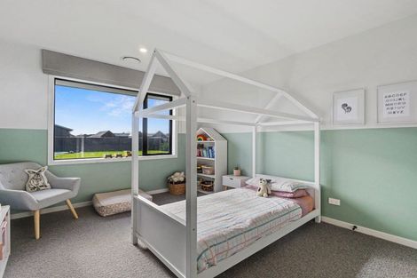 Photo of property in 83 Sunline Drive, Leamington, Cambridge, 3432