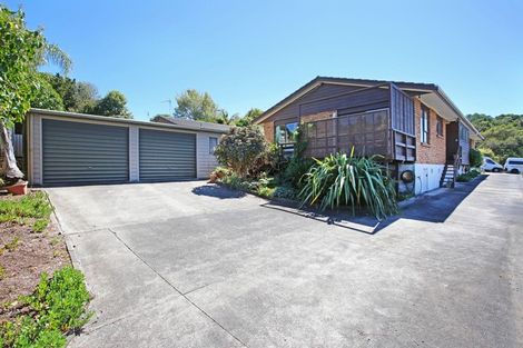 Photo of property in 5 Redmount Place, Red Hill, Papakura, 2110