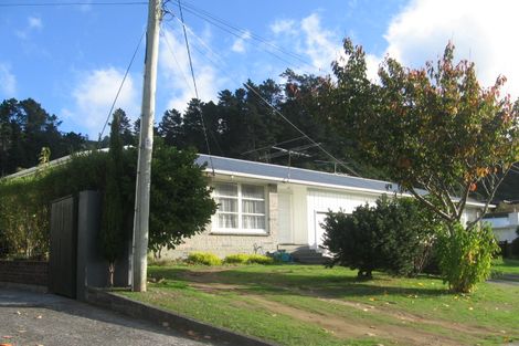Photo of property in 148 Hine Road, Wainuiomata, Lower Hutt, 5014