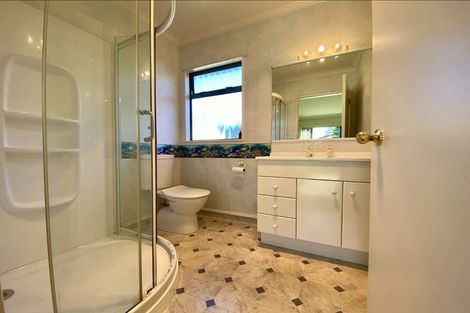 Photo of property in 9 Flemington Place, Taradale, Napier, 4112