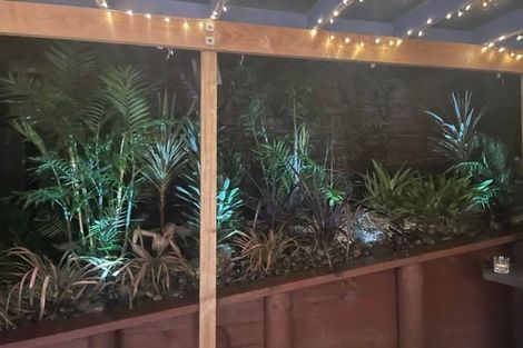 Photo of property in 21a Cliff Road, Torbay, Auckland, 0630