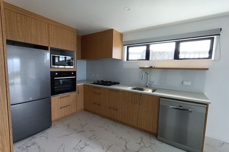 Photo of property in 18 Boeing Way, Newlands, 6037