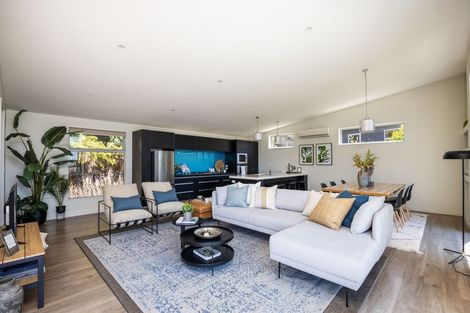 Photo of property in 14b Maple Crescent, Whalers Gate, New Plymouth, 4310