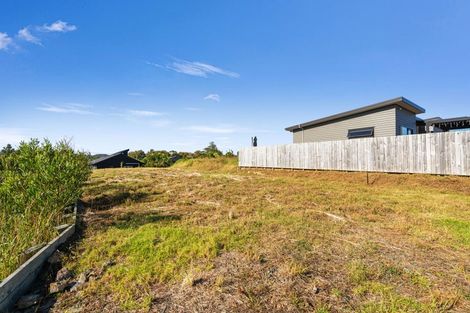 Photo of property in 68 Weka Street, Mangawhai, 0505