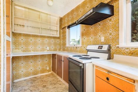 Photo of property in 15 Camelot Place, Glenfield, Auckland, 0629