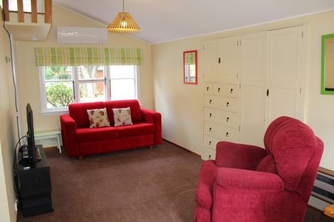 Photo of property in 5 Pioneer Drive, Lake Tekapo, 7999