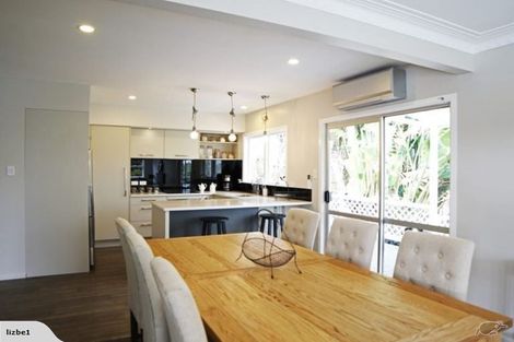 Photo of property in 18 Stanley Road, Glenfield, Auckland, 0629