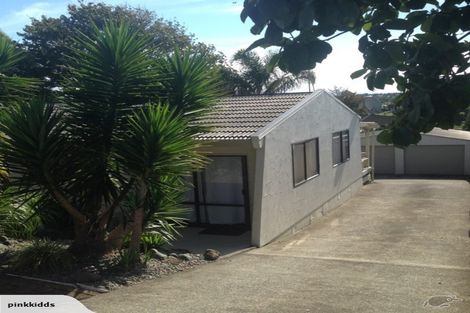 Photo of property in 18 Victory Street, Welcome Bay, Tauranga, 3112