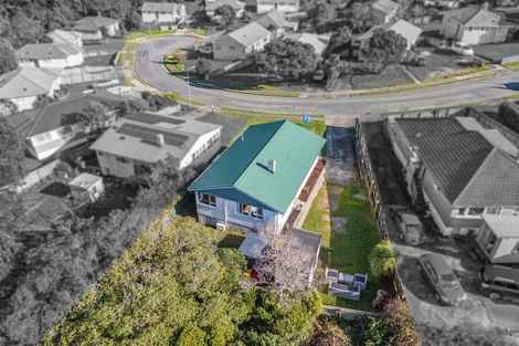 Photo of property in 15 Passive Grove, Ascot Park, Porirua, 5024