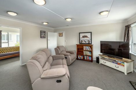 Photo of property in 26 Costley Street, Carterton, 5713