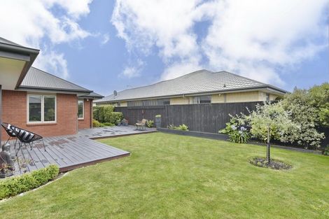 Photo of property in 13 Wisteria Lane, Rangiora, 7400