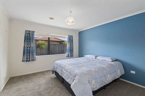 Photo of property in 52 Campion Road, Waikanae Beach, Waikanae, 5036