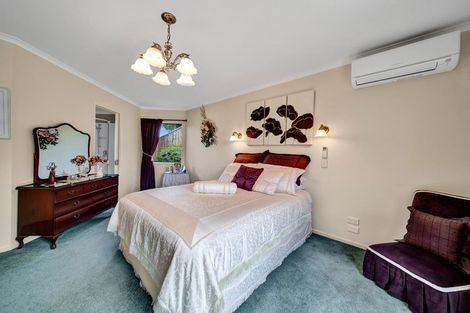 Photo of property in 4 Willow Place, Whalers Gate, New Plymouth, 4310