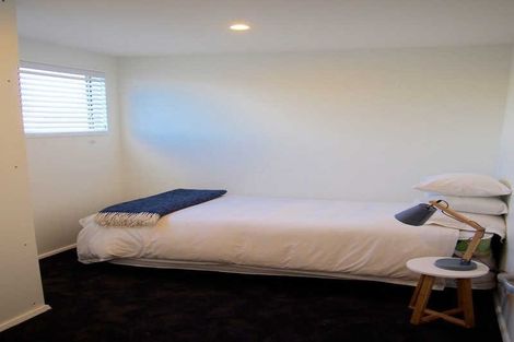 Photo of property in 72 Aikmans Road, Merivale, Christchurch, 8014