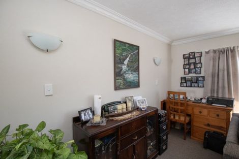 Photo of property in 71 Pipiroa Road, Ngatea, 3503