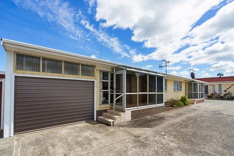 Photo of property in 2/17 Princes Street, Kensington, Whangarei, 0112