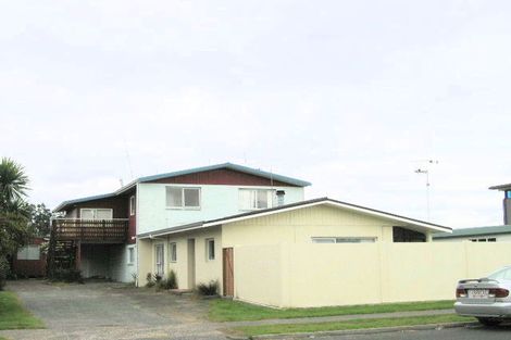 Photo of property in 1/4 Links Avenue, Mount Maunganui, 3116