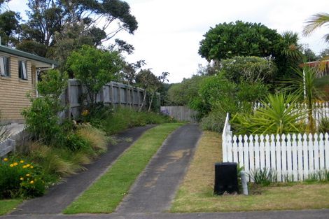 Photo of property in 12 Papaunahi Road, Bowentown, Waihi Beach, 3177