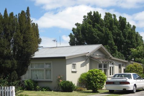 Photo of property in 12 Cheviot Street, Spreydon, Christchurch, 8024