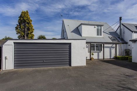 Photo of property in 1/144a Yaldhurst Road, Sockburn, Christchurch, 8042