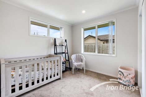 Photo of property in 8 Aviation Street, Takanini, 2112