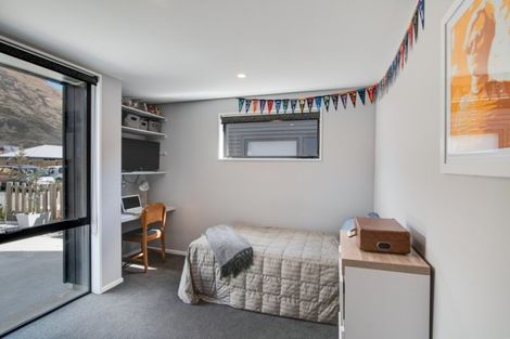 Photo of property in 3 Dewar Street, Lake Hayes, Queenstown, 9304