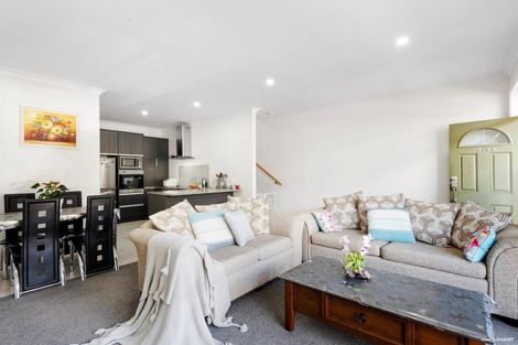 Photo of property in 3/44 Carlos Drive, Flat Bush, Auckland, 2016