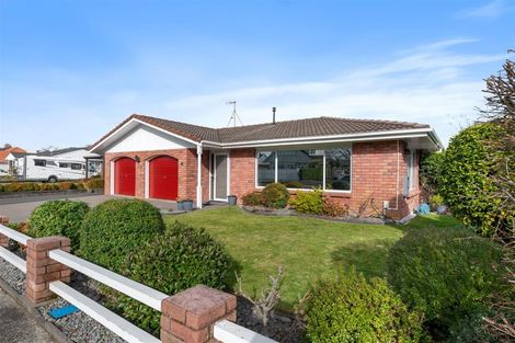 Photo of property in 18 Robertson Street, Glenholme, Rotorua, 3010