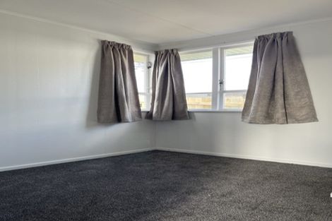 Photo of property in 11 Young Road, Mount Wellington, Auckland, 1060