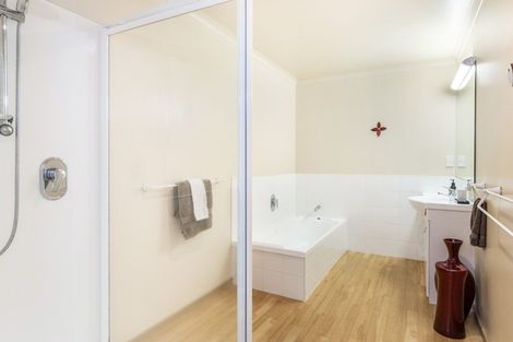 Photo of property in 44 Ramsay Drive, Acacia Bay, Taupo, 3385