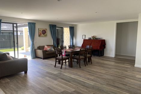 Photo of property in 7 Benmore Place, Poraiti, Napier, 4112