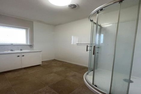 Photo of property in 1/37 Clevedon Road, Papakura, 2110